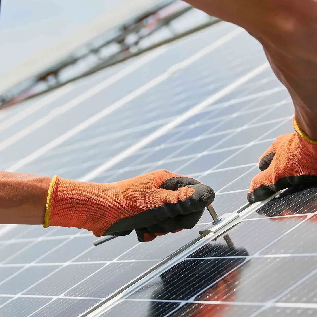 Solar panel mounting system